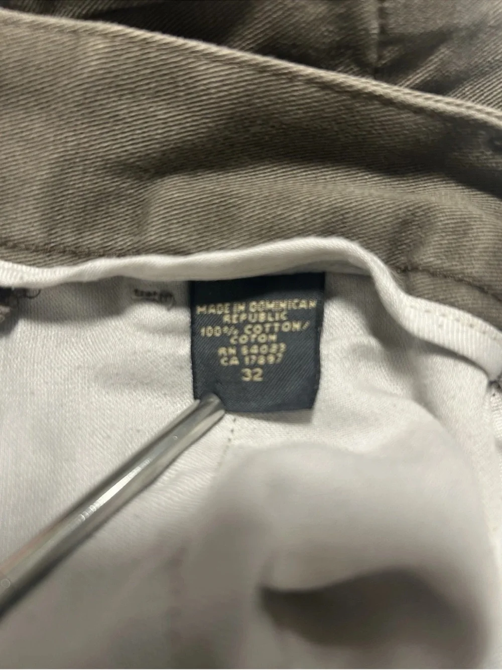 Banana Republic Flat Front Chino Shorts in Olive Green